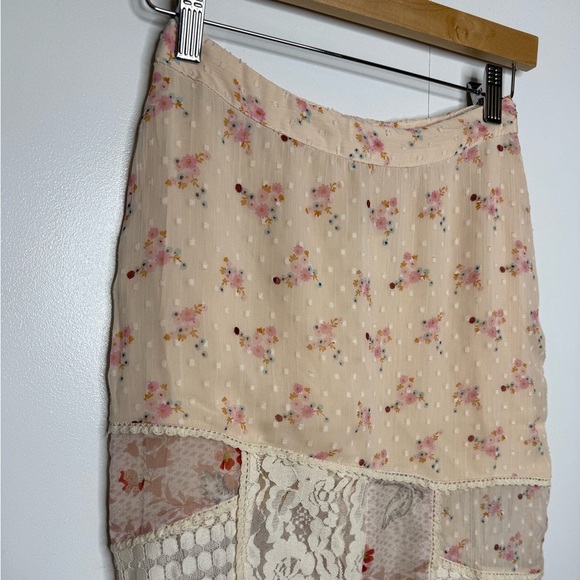 Free People - Daniella Lace Maxi Skirt - XS NWT - Picture 3 of 10